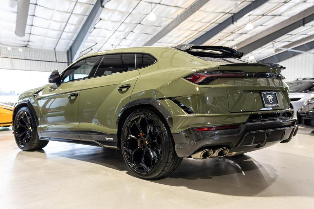 used 2024 Lamborghini Urus car, priced at $317,317