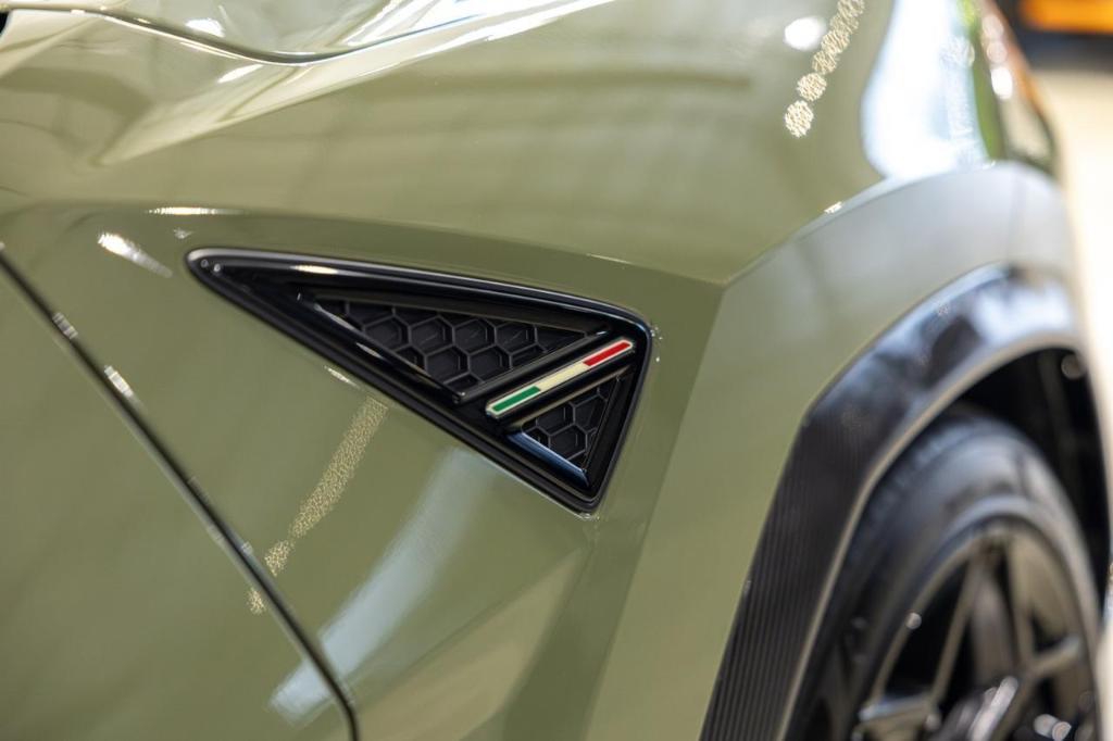 used 2024 Lamborghini Urus car, priced at $317,317