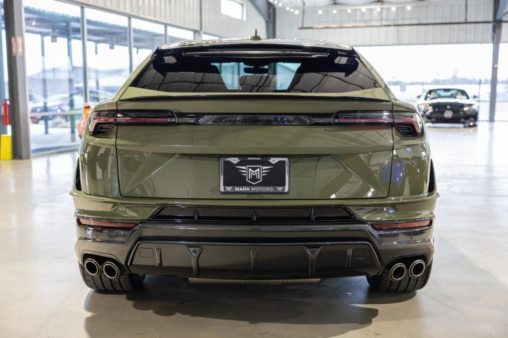 used 2024 Lamborghini Urus car, priced at $317,317
