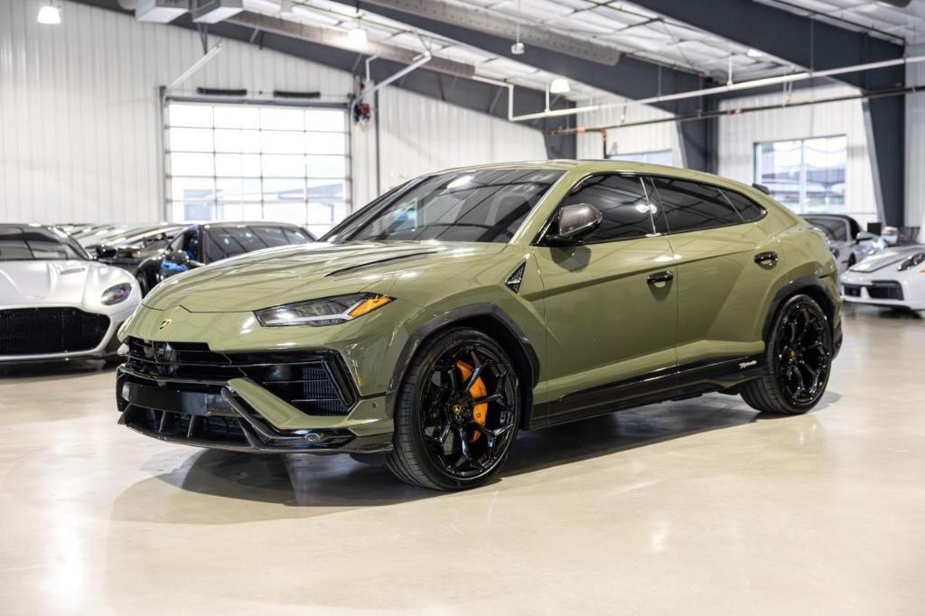 used 2024 Lamborghini Urus car, priced at $317,317