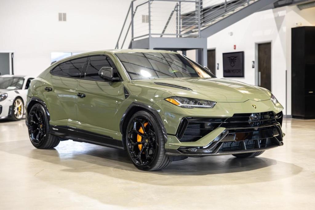 used 2024 Lamborghini Urus car, priced at $317,317