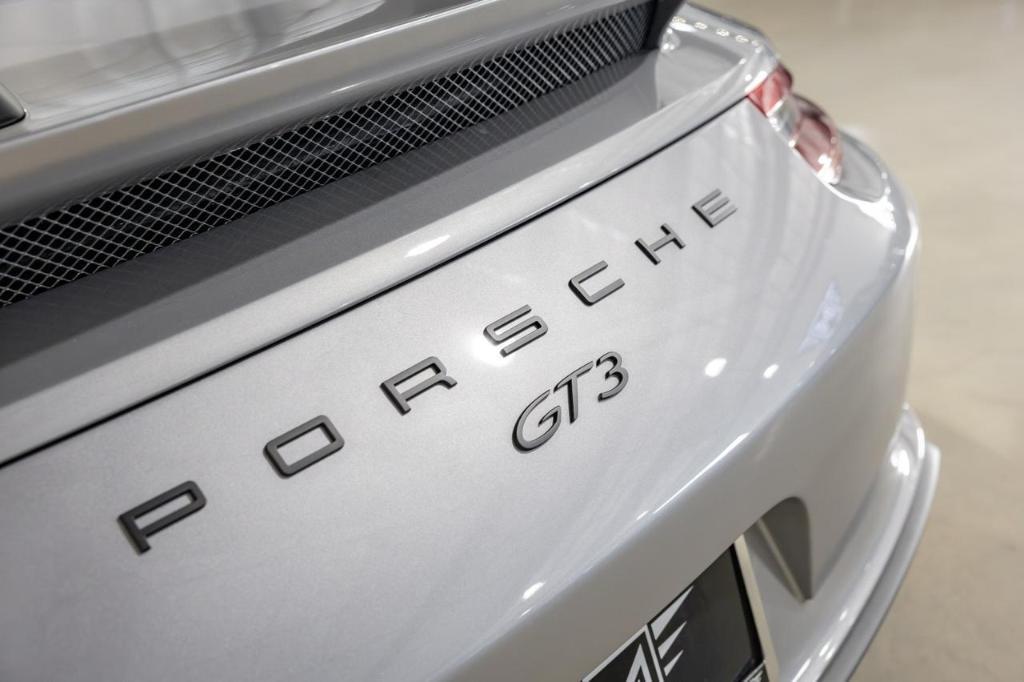 used 2018 Porsche 911 car, priced at $239,917