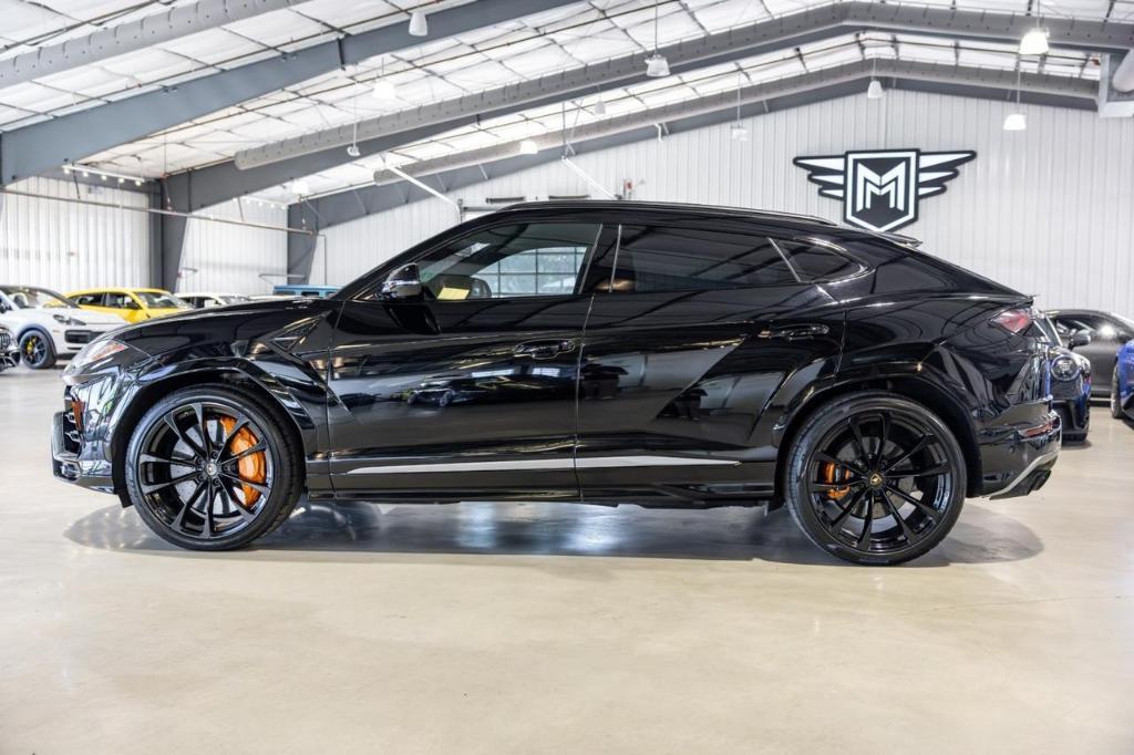 used 2019 Lamborghini Urus car, priced at $192,919