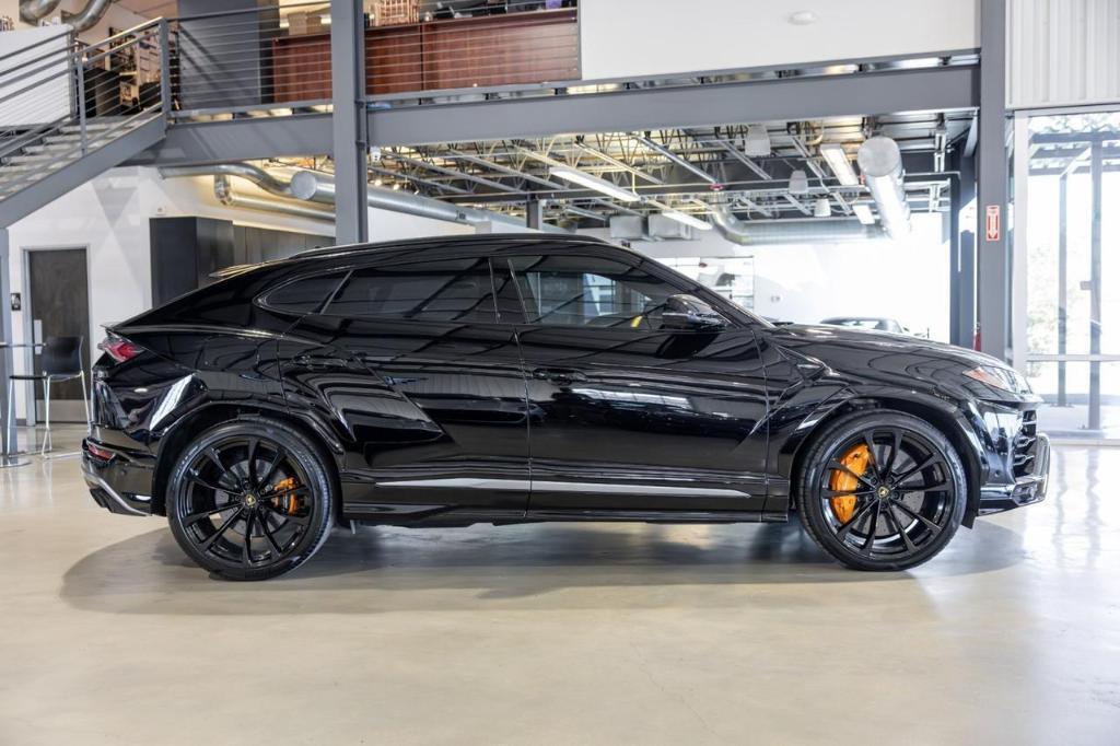 used 2019 Lamborghini Urus car, priced at $192,919