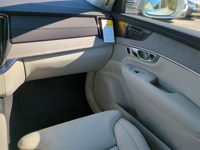 new 2026 Volvo XC90 car, priced at $71,145