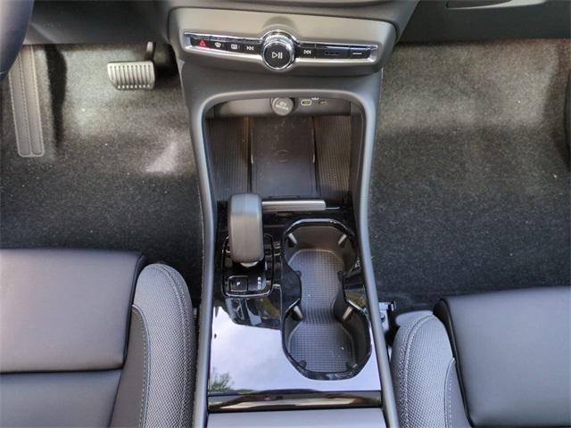 new 2024 Volvo C40 Recharge Pure Electric car, priced at $47,385