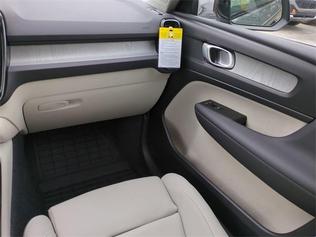 new 2026 Volvo XC40 car, priced at $46,650