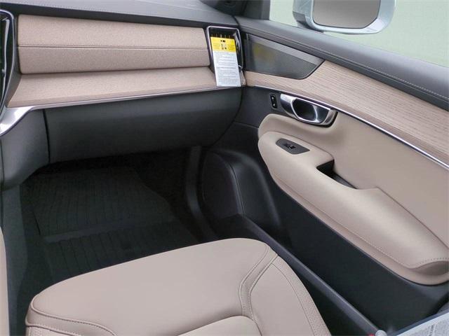 new 2026 Volvo XC90 car, priced at $68,325