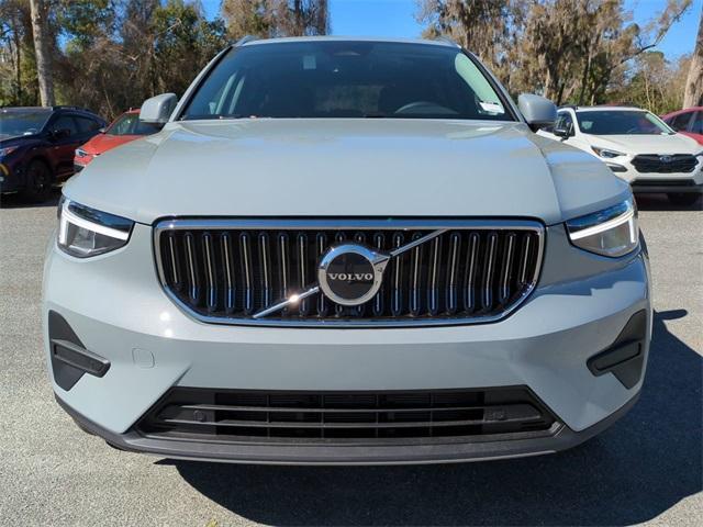 new 2025 Volvo XC40 car, priced at $44,485