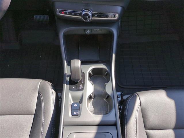 new 2025 Volvo XC40 car, priced at $44,485
