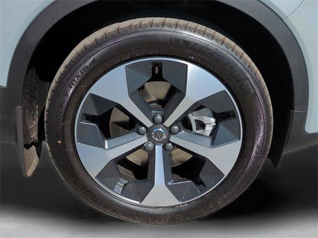 new 2025 Volvo XC40 car, priced at $44,485