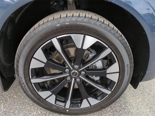 new 2026 Volvo XC60 car, priced at $54,985