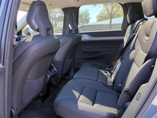 new 2025 Volvo EX90 car, priced at $85,340