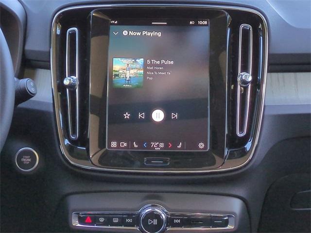 new 2025 Volvo XC40 car, priced at $44,485