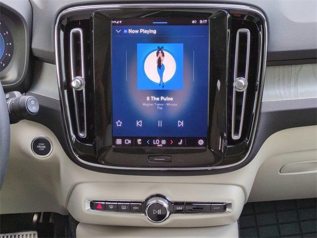 new 2025 Volvo XC40 car, priced at $47,315