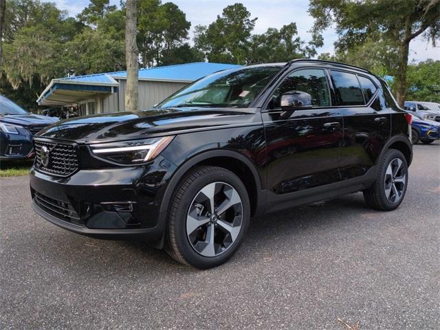 new 2025 Volvo XC40 car, priced at $47,315