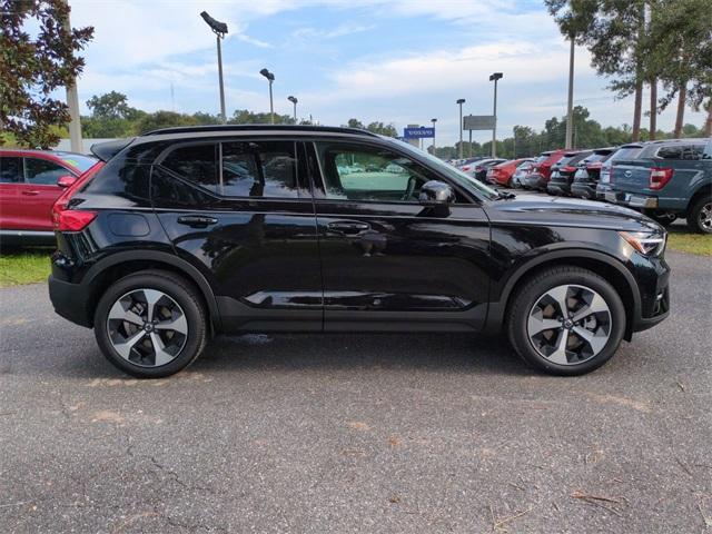 new 2025 Volvo XC40 car, priced at $47,315