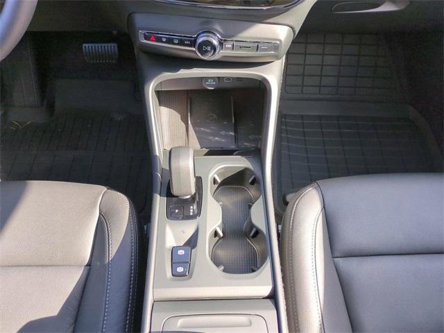 new 2025 Volvo XC40 car, priced at $44,465