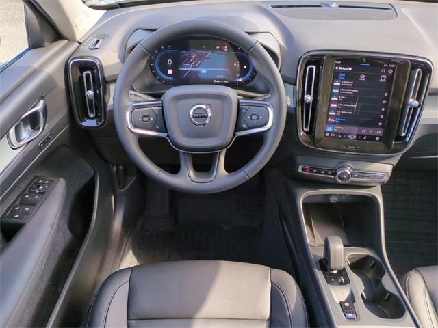 new 2025 Volvo XC40 car, priced at $44,465