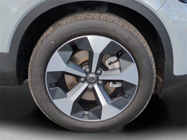 new 2025 Volvo XC40 car, priced at $44,465