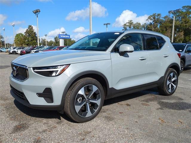 new 2025 Volvo XC40 car, priced at $44,465