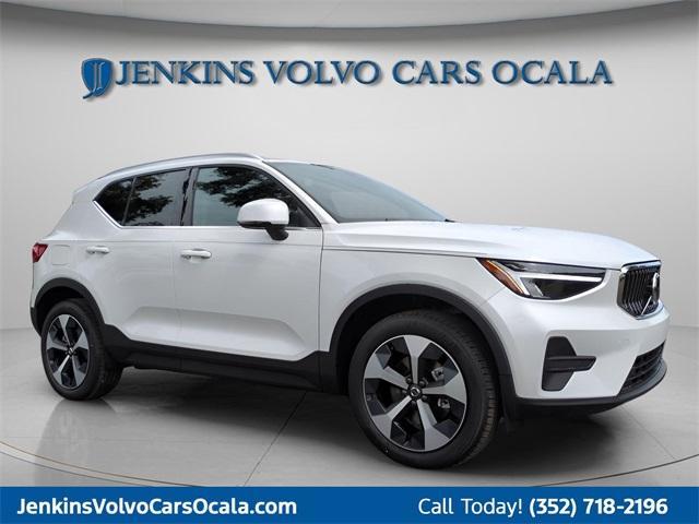 new 2025 Volvo XC40 car, priced at $45,015