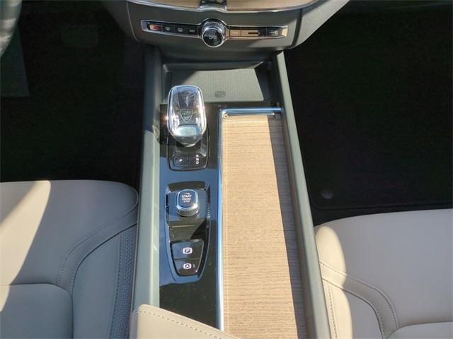new 2026 Volvo XC60 car, priced at $54,145
