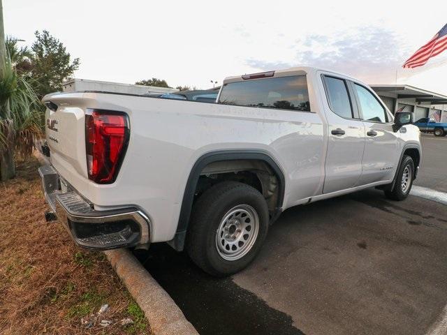 used 2022 GMC Sierra 1500 car, priced at $23,920