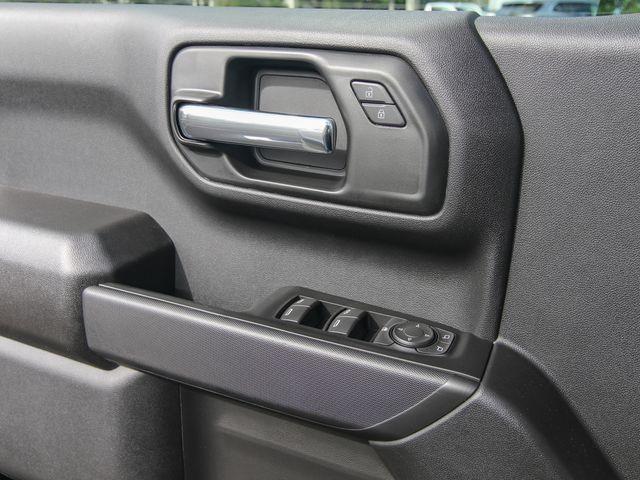 new 2026 GMC Sierra 1500 car, priced at $43,395