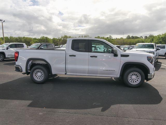 new 2026 GMC Sierra 1500 car, priced at $43,395