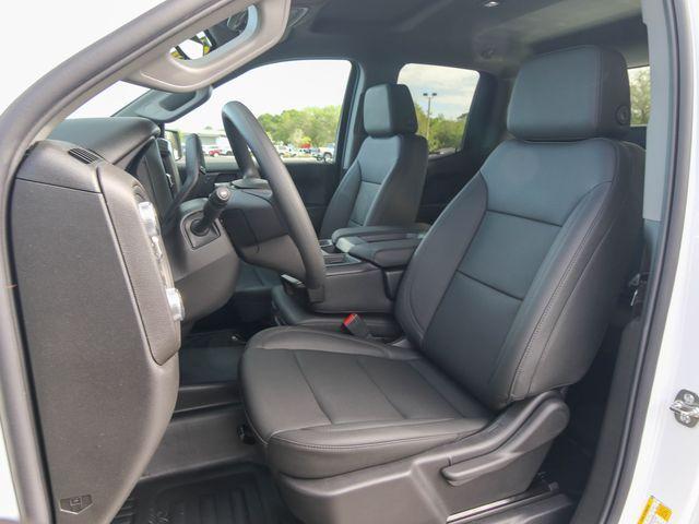 new 2026 GMC Sierra 1500 car, priced at $43,395