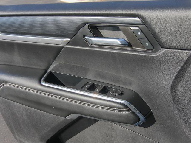 used 2024 GMC Acadia car, priced at $40,880