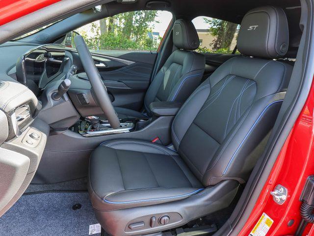 new 2026 Buick Envista car, priced at $31,419