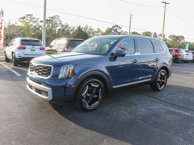 used 2025 Kia Telluride car