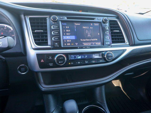 used 2019 Toyota Highlander car, priced at $31,420