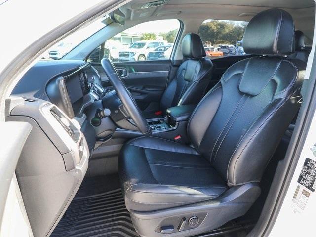 used 2023 Kia Sorento car, priced at $23,820
