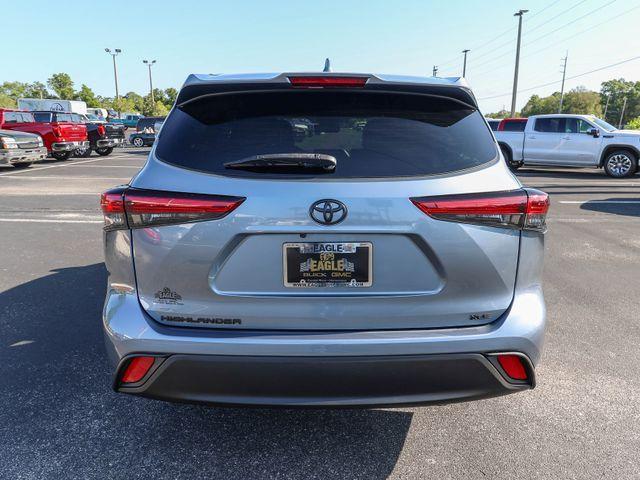 used 2021 Toyota Highlander car, priced at $27,420