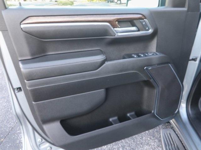 used 2024 GMC Sierra 1500 car, priced at $38,920