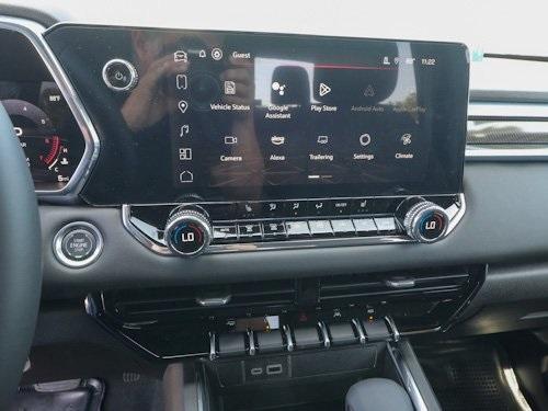 new 2025 GMC Canyon car, priced at $43,125