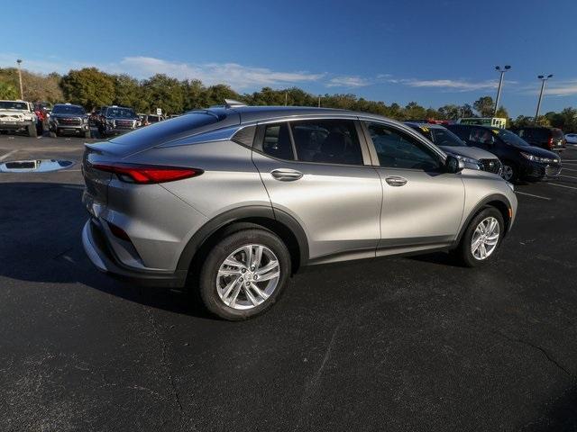 new 2025 Buick Envista car, priced at $27,125