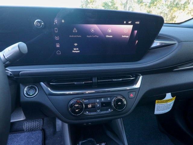 new 2025 Buick Envista car, priced at $27,125