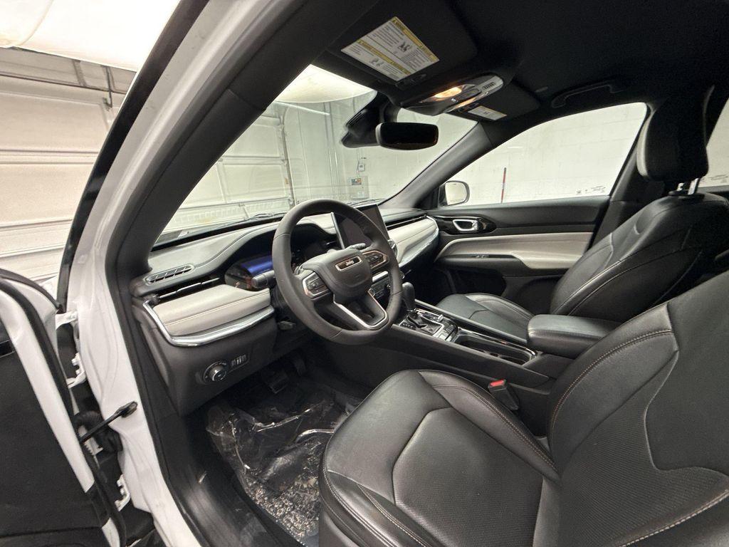 used 2023 Jeep Compass car, priced at $20,297