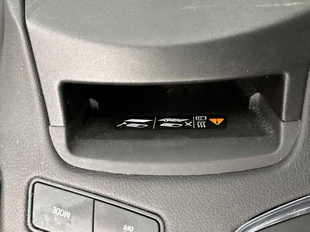 used 2023 Cadillac XT5 car, priced at $32,689