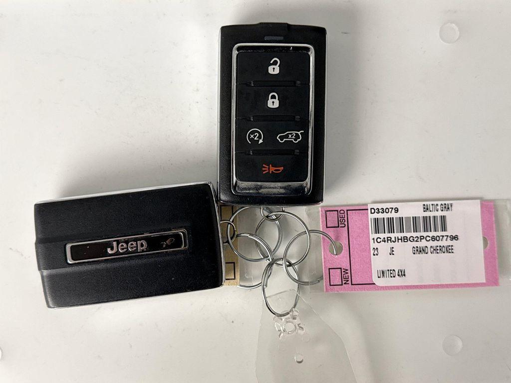 used 2023 Jeep Grand Cherokee car, priced at $33,290