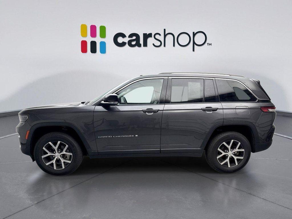 used 2023 Jeep Grand Cherokee car, priced at $33,290