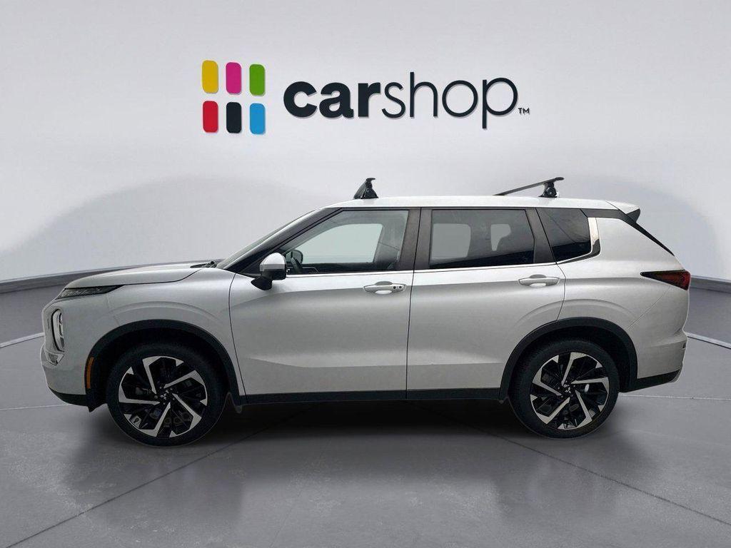 used 2023 Mitsubishi Outlander car, priced at $24,999