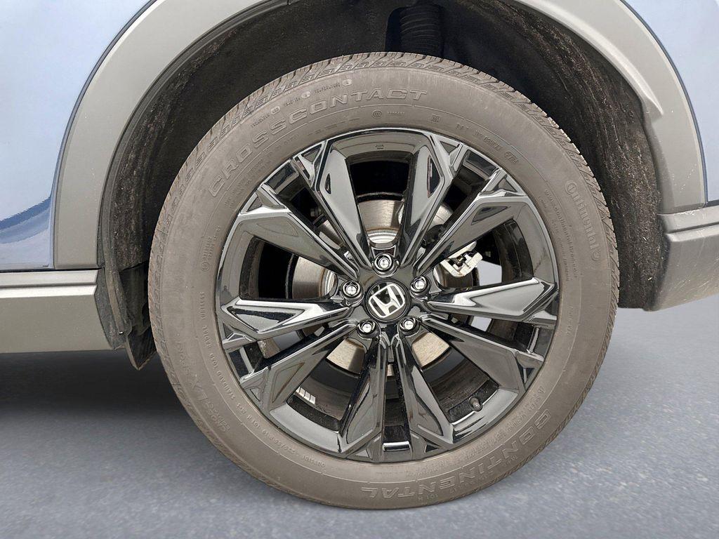 used 2025 Honda CR-V Hybrid car, priced at $39,487