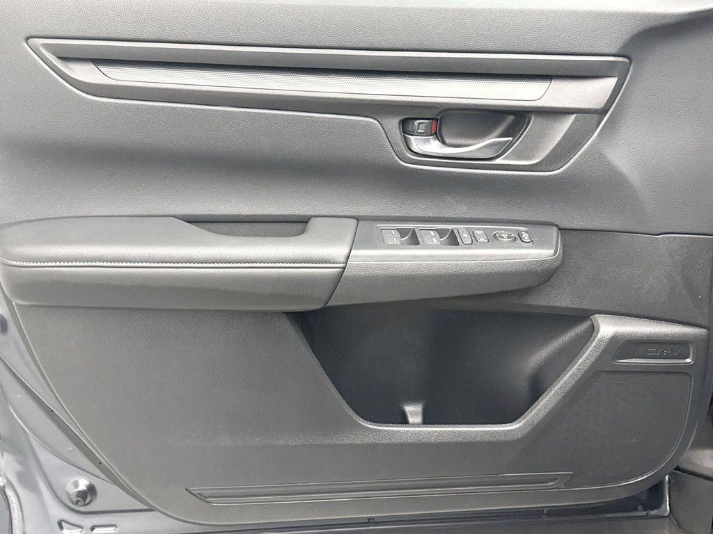 used 2025 Honda CR-V car, priced at $29,999
