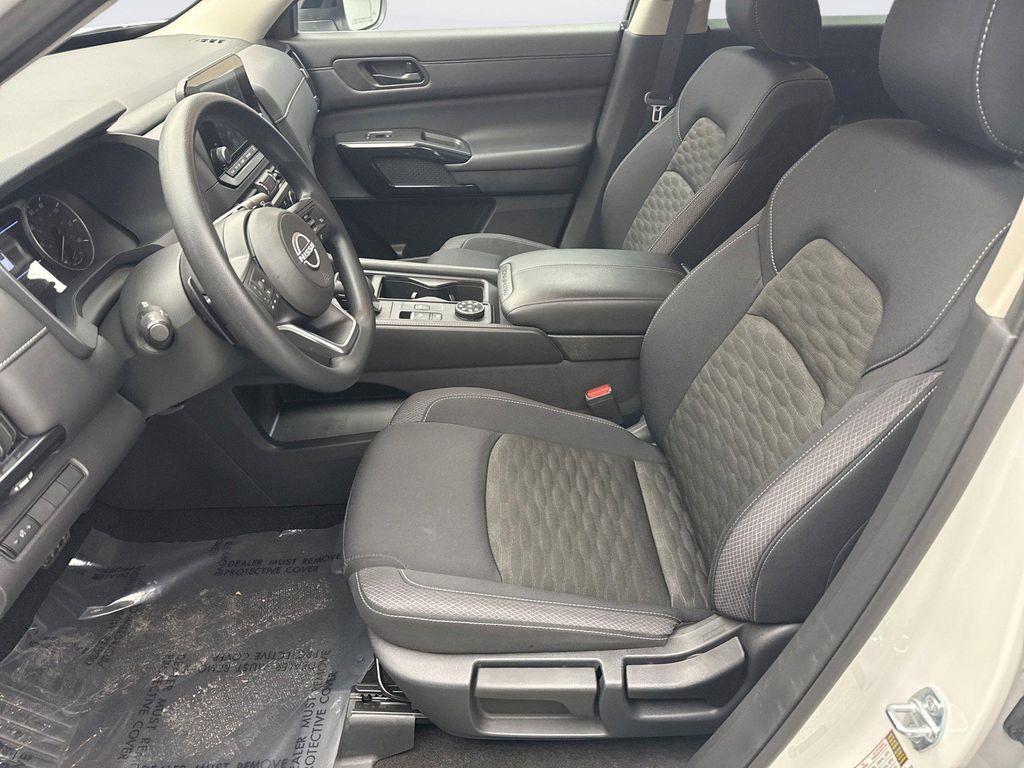 used 2024 Nissan Pathfinder car, priced at $27,999