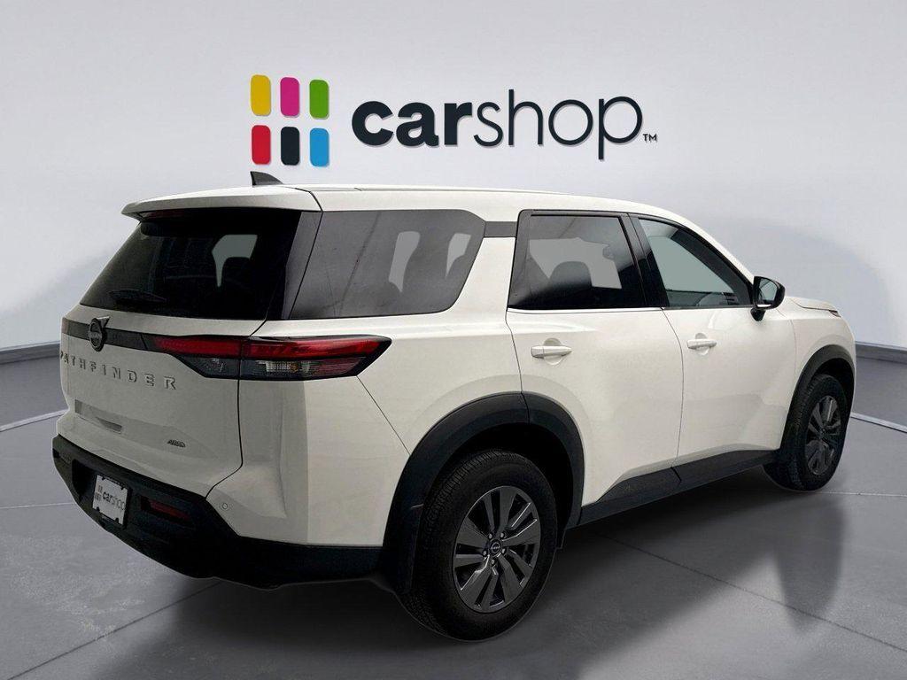 used 2024 Nissan Pathfinder car, priced at $27,999